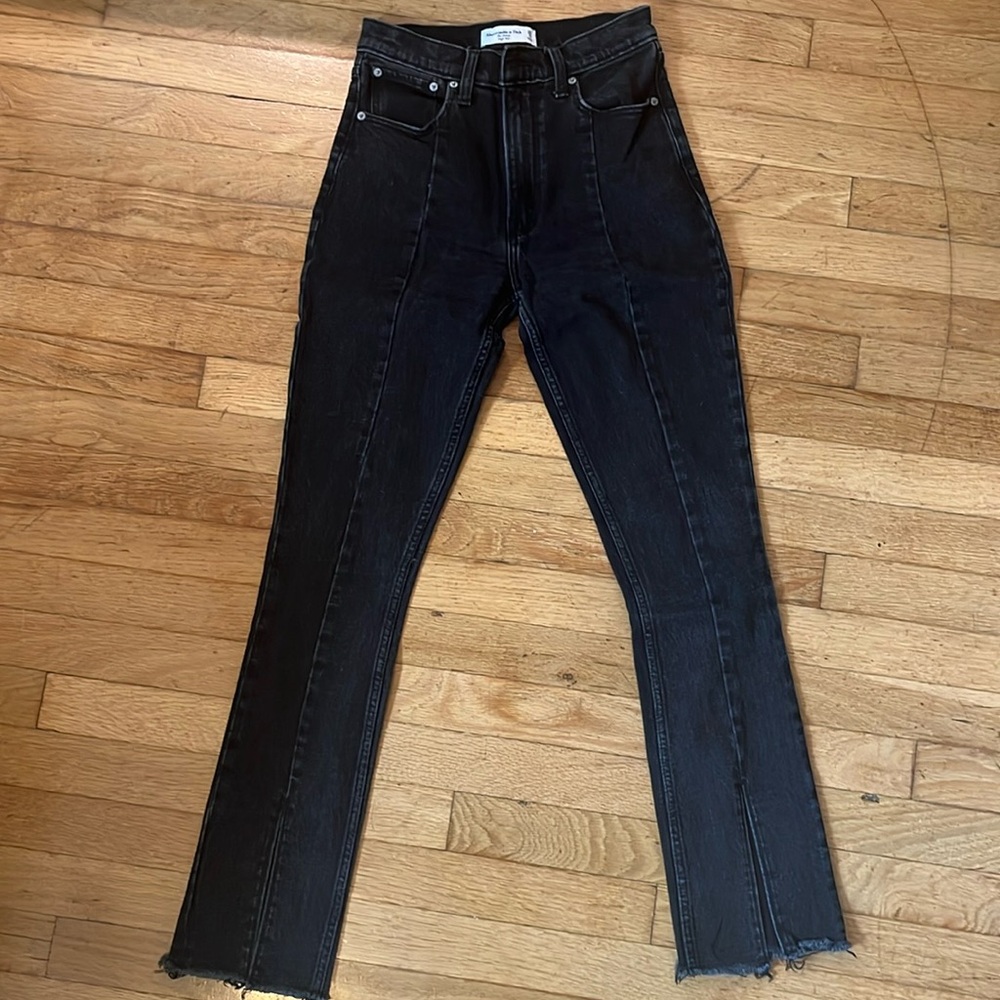 black abercrombie jeans
